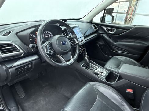 Used 2020 Subaru Forester Limited image 12