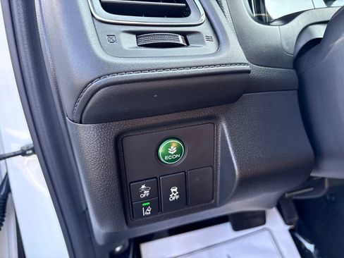 Used 2021 Honda HR-V EX image 21