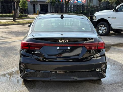 Used 2023 Kia Forte LXS w/ LXS Technology Package FWD image 25