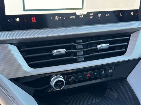 New 2026 Ford Explorer Active w/ Active Comfort Package image 14