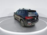 Used 2022 Volkswagen Taos SE image 6