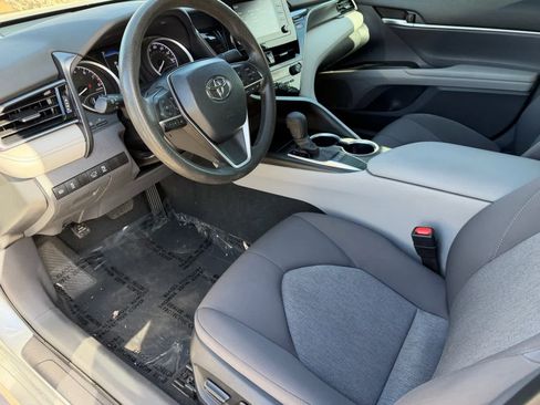 Used 2024 Toyota Camry LE image 17