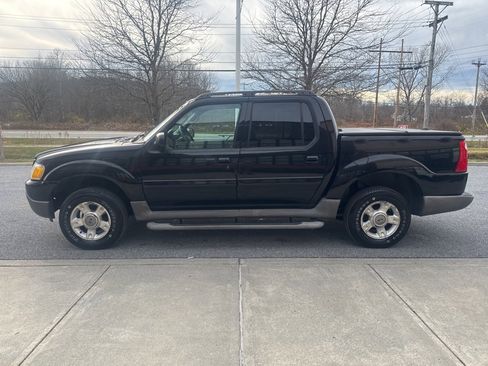 Used 2003 Ford Explorer Sport Trac XLT image 4