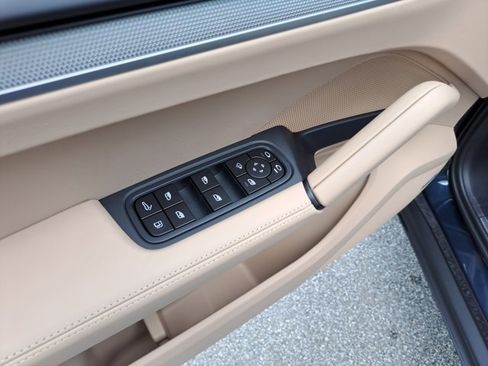 New 2026 Porsche Cayenne S image 26