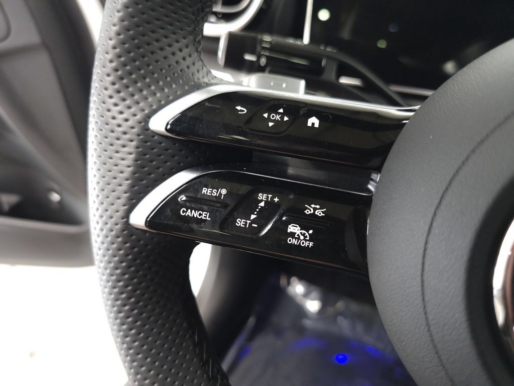 Certified 2026 Mercedes-Benz C 300 4MATIC Sedan image 10