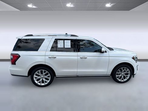 Used 2018 Ford Expedition Limited w/ Equipment Group 302A RWD image 8