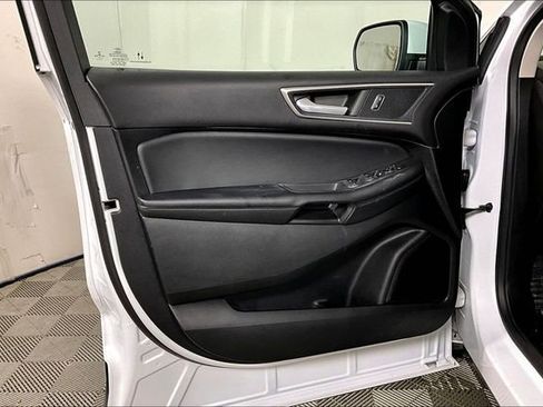 Used 2022 Ford Edge SEL w/ Convenience Package image 23