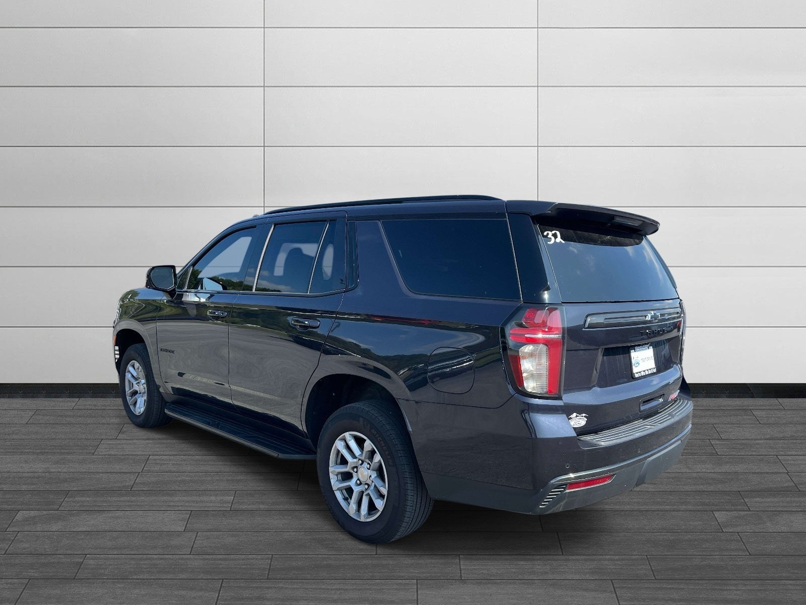 Used 2022 Chevrolet Tahoe RST w/ Luxury Package AWD/4WD image 5