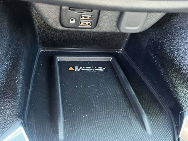 Used 2023 Chevrolet Traverse RS AWD/4WD image 31