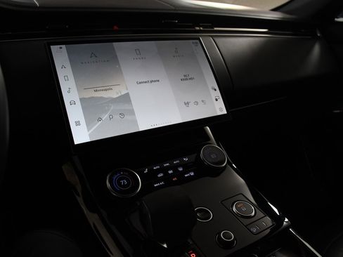 Used 2023 Land Rover Range Rover Sport SE Dynamic image 31