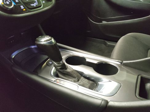 Used 2018 Chevrolet Malibu LT w/ Driver Confidence Package image 26