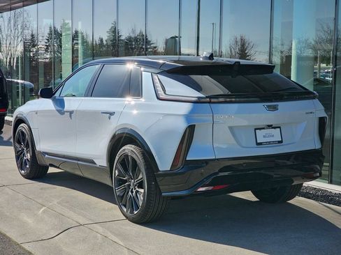 New 2026 Cadillac Lyriq Signature Sport w/ Nappa Leather Package image 3