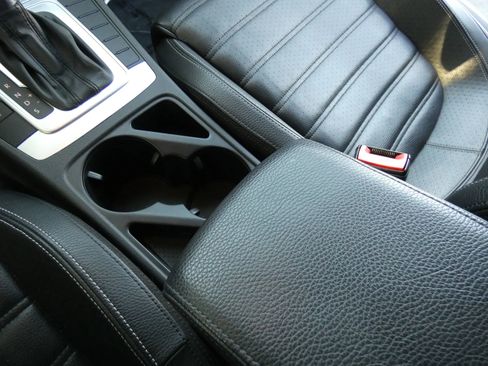 Used 2014 Volkswagen CC Sport image 69