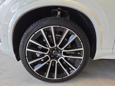 New 2026 Volvo XC90 B6 Ultra w/ Protection Package AWD/4WD image 23
