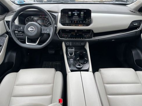 Used 2022 Nissan Rogue SL w/ SL Premium Package image 14