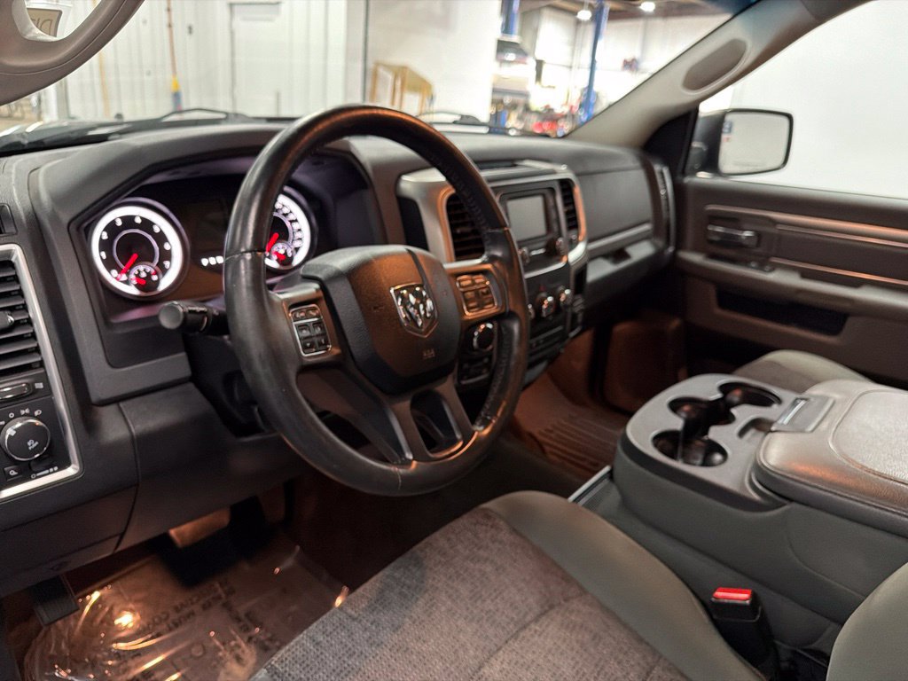 Used 2015 RAM 1500 Big Horn AWD/4WD image 14