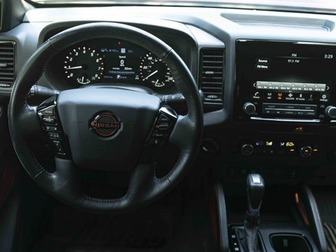 Used 2023 Nissan Frontier PRO-4X w/ Pro Convenience Package AWD/4WD image 19