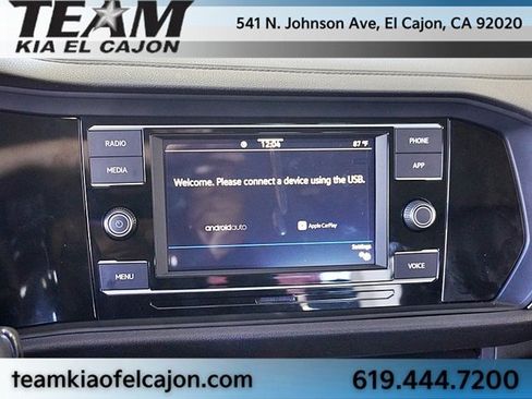 Used 2024 Volkswagen Jetta SE image 24