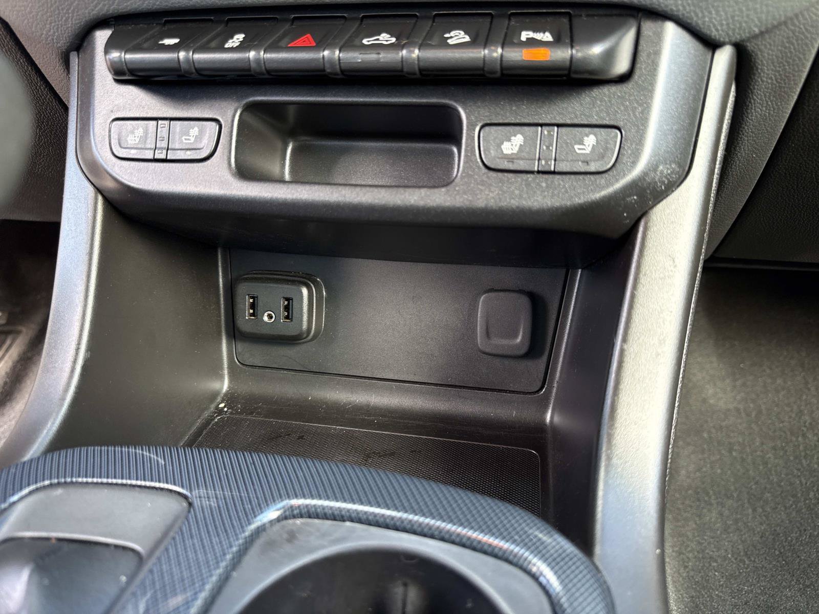 Used 2019 Chevrolet Colorado Z71 AWD/4WD image 27