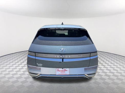 Used 2024 Hyundai Ioniq 5 Limited image 19