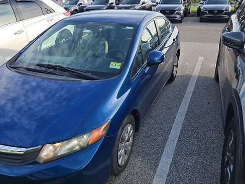 Used 2012 Honda Civic LX image 3