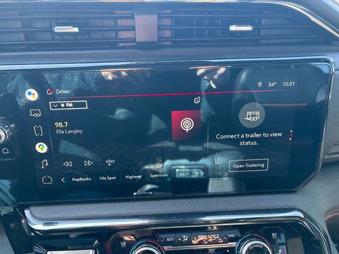 Used 2022 GMC Sierra 1500 AT4 w/ AT4 Premium Package image 27