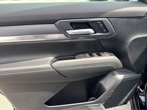 New 2026 GMC Terrain Elevation w/ Black Edition FWD image 9