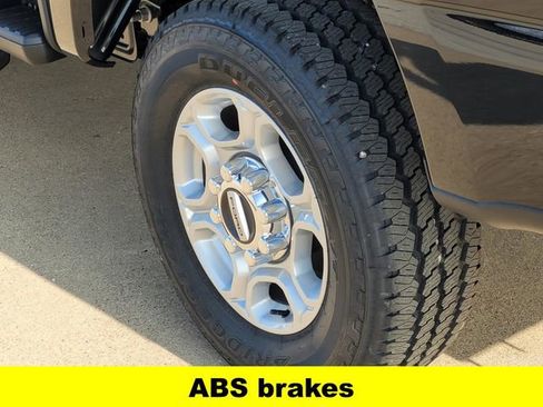 New 2026 Ford F250 XLT w/ FX4 Off-Road Package image 7