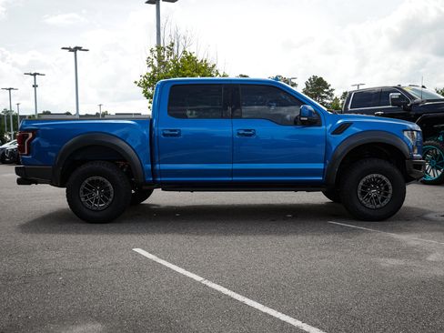 Used 2019 Ford F150 Raptor w/ Equipment Group 802A Luxury AWD/4WD image 9