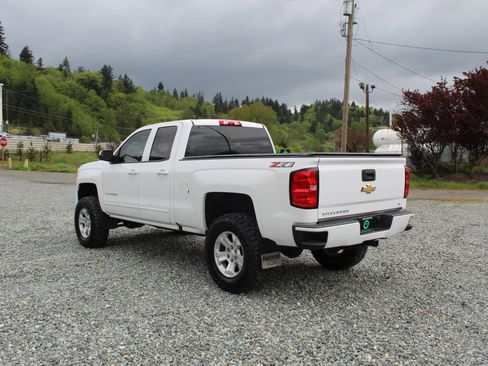 Used 2018 Chevrolet Silverado 1500 LT w/ All Star Edition AWD/4WD image 5
