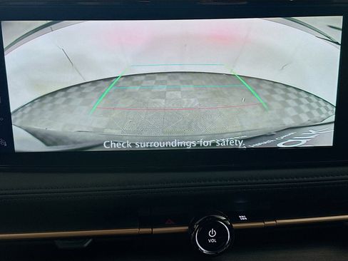 Used 2023 Nissan Ariya FWD image 23