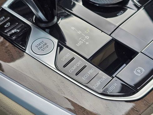 Used 2022 BMW X5 sDrive40i w/ Parking Assistance Package image 35