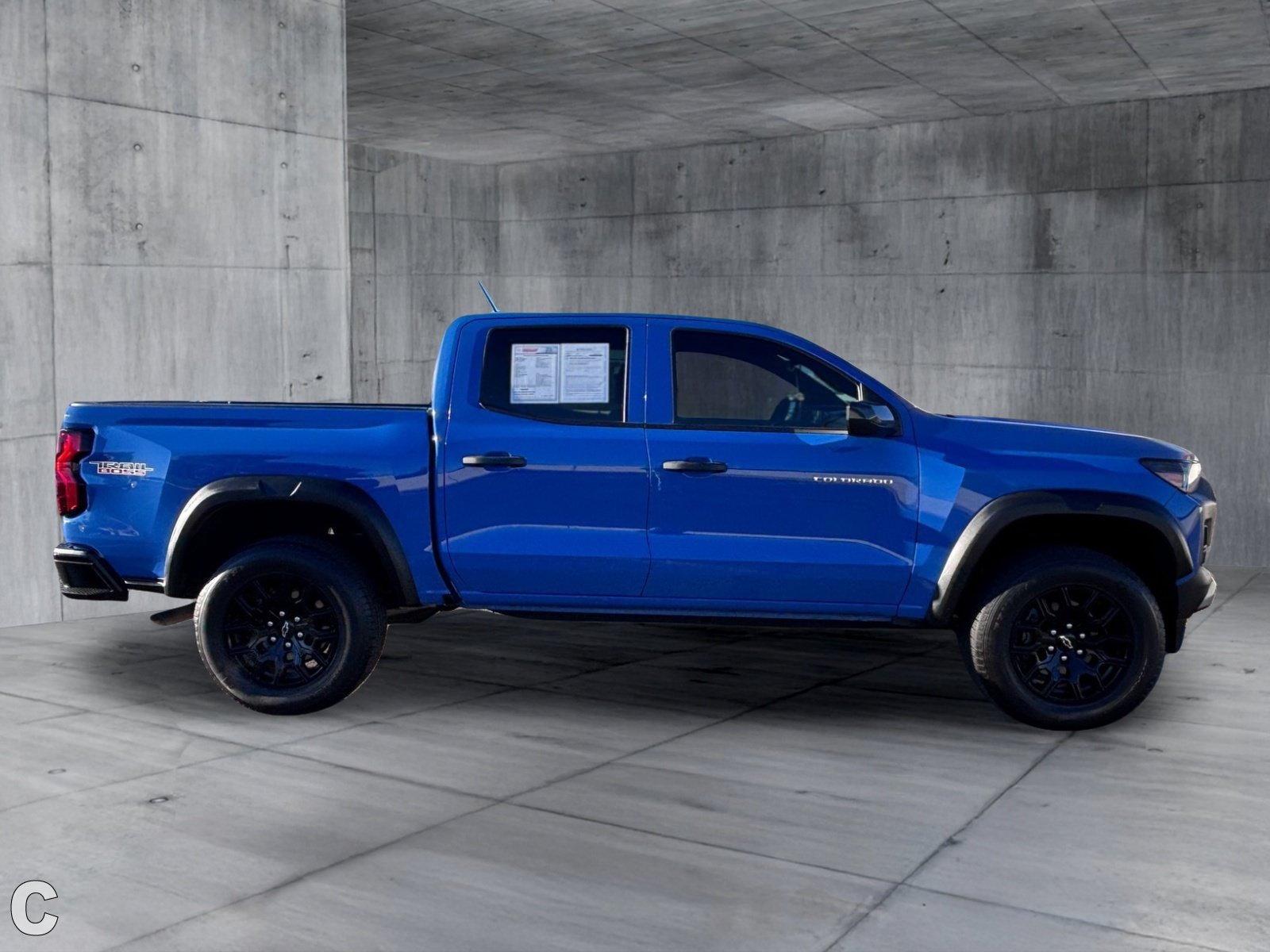 Certified 2025 Chevrolet Colorado Trail Boss AWD/4WD image 8