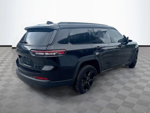 Used 2023 Jeep Grand Cherokee L Laredo RWD image 6