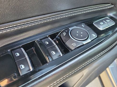 Used 2023 Lincoln Corsair AWD w/ Equipment Group 102A image 17