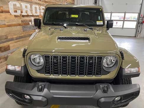 New 2026 Jeep Gladiator Sport image 45