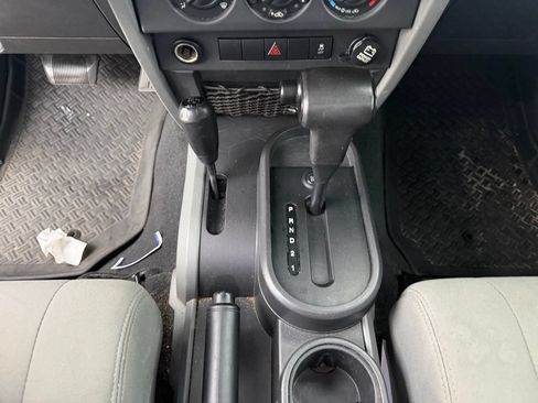Used 2010 Jeep Wrangler Unlimited Sport AWD/4WD image 23