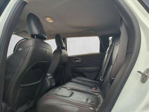 Used 2014 Jeep Cherokee Trailhawk w/ Leather Interior Group image 13