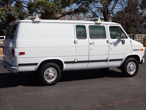 Used 1994 GMC G3500 Vandura image 4