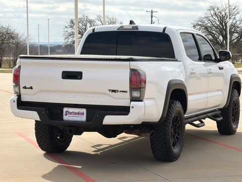 Used 2020 Toyota Tacoma TRD Pro AWD/4WD image 8