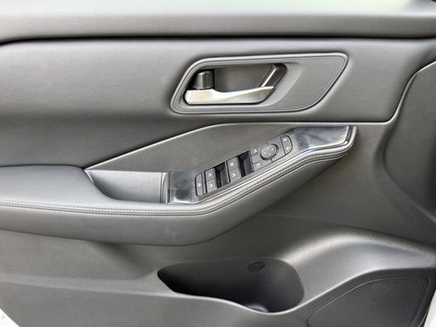 New 2026 Nissan Rogue SV AWD/4WD image 11