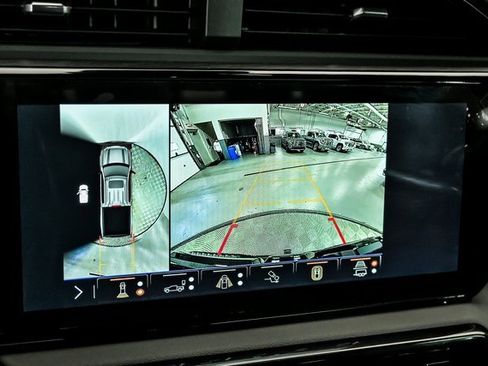 New 2026 GMC Sierra 1500 AT4 w/ Technology Package image 17