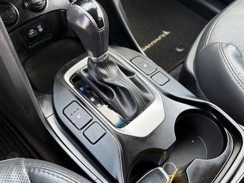 Used 2018 Hyundai Santa Fe Sport 2.0T image 17