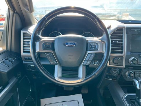 Used 2018 Ford F150 Limited image 12