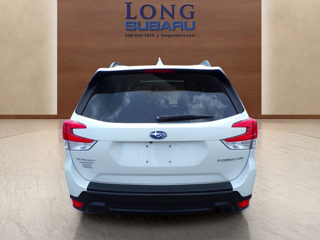Used 2020 Subaru Forester Premium AWD/4WD image 11