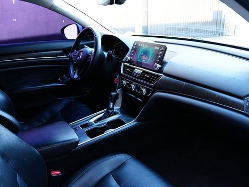 Used 2018 Honda Accord EX-L image 19