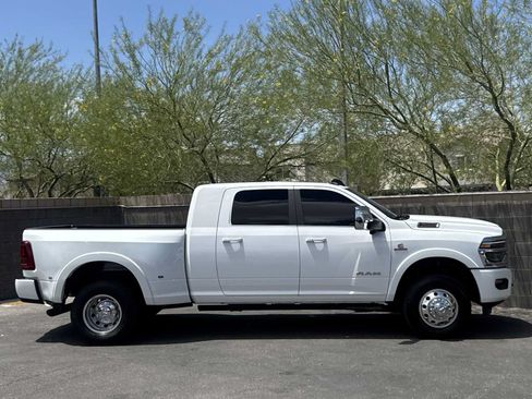 Used 2025 RAM 3500 Longhorn AWD/4WD image 9