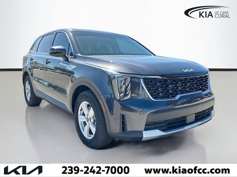 New 2026 Kia Sorento LX image 7