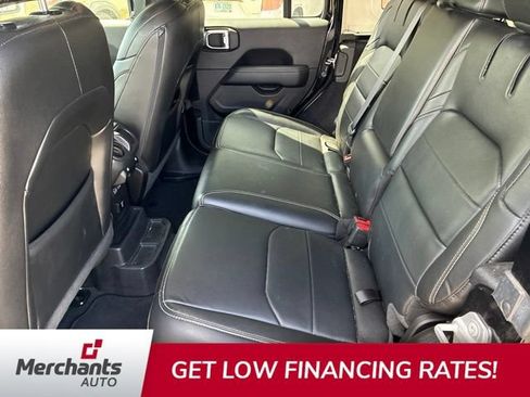 Used 2022 Jeep Wrangler Unlimited Sahara w/ Cold Weather Group AWD/4WD image 9