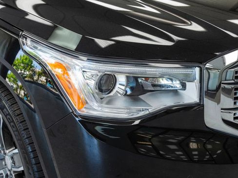 Used 2017 GMC Acadia Denali w/ Technology Package AWD/4WD image 9